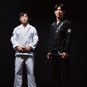 RVCA X VITAL COLLAB GI 2 (WHITE)
