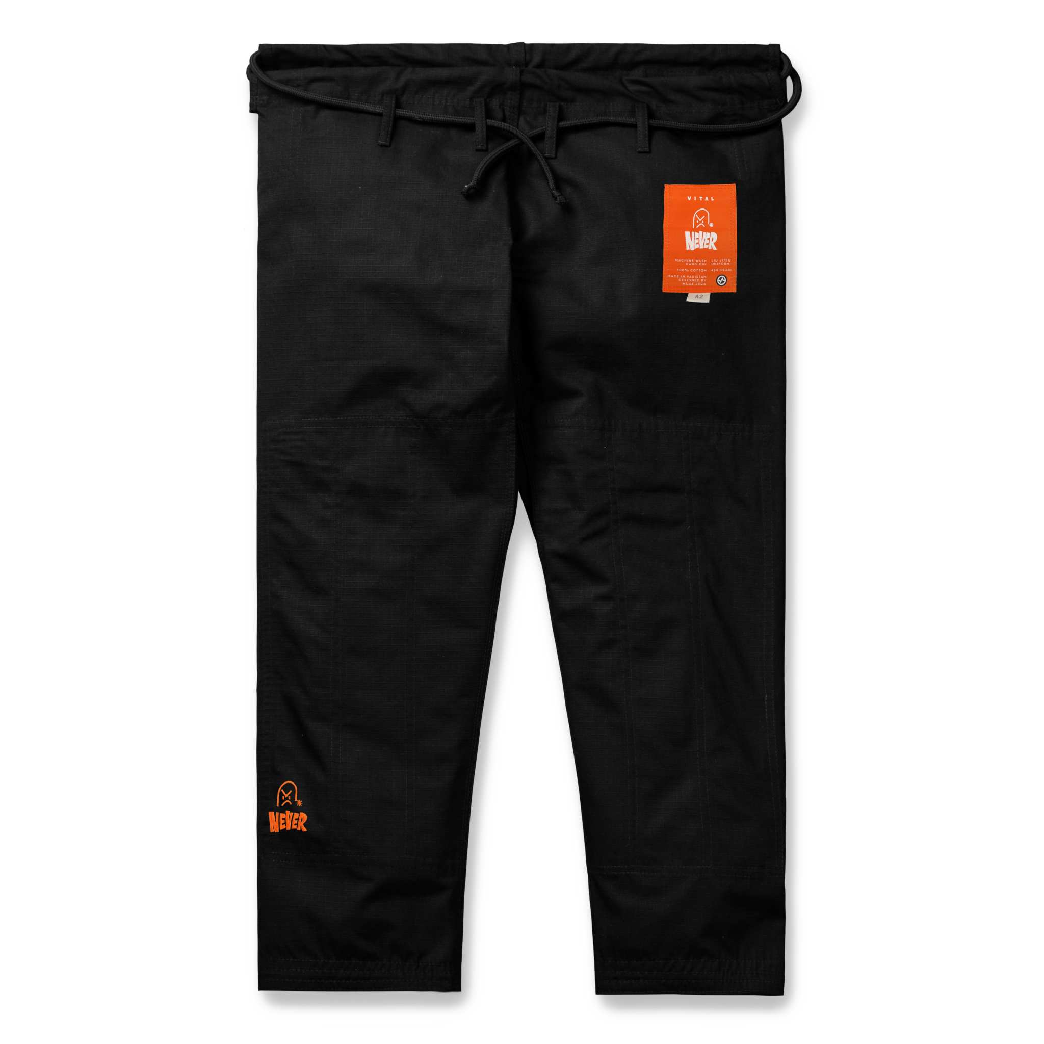 SMILE NEVER SMILE - BLACK