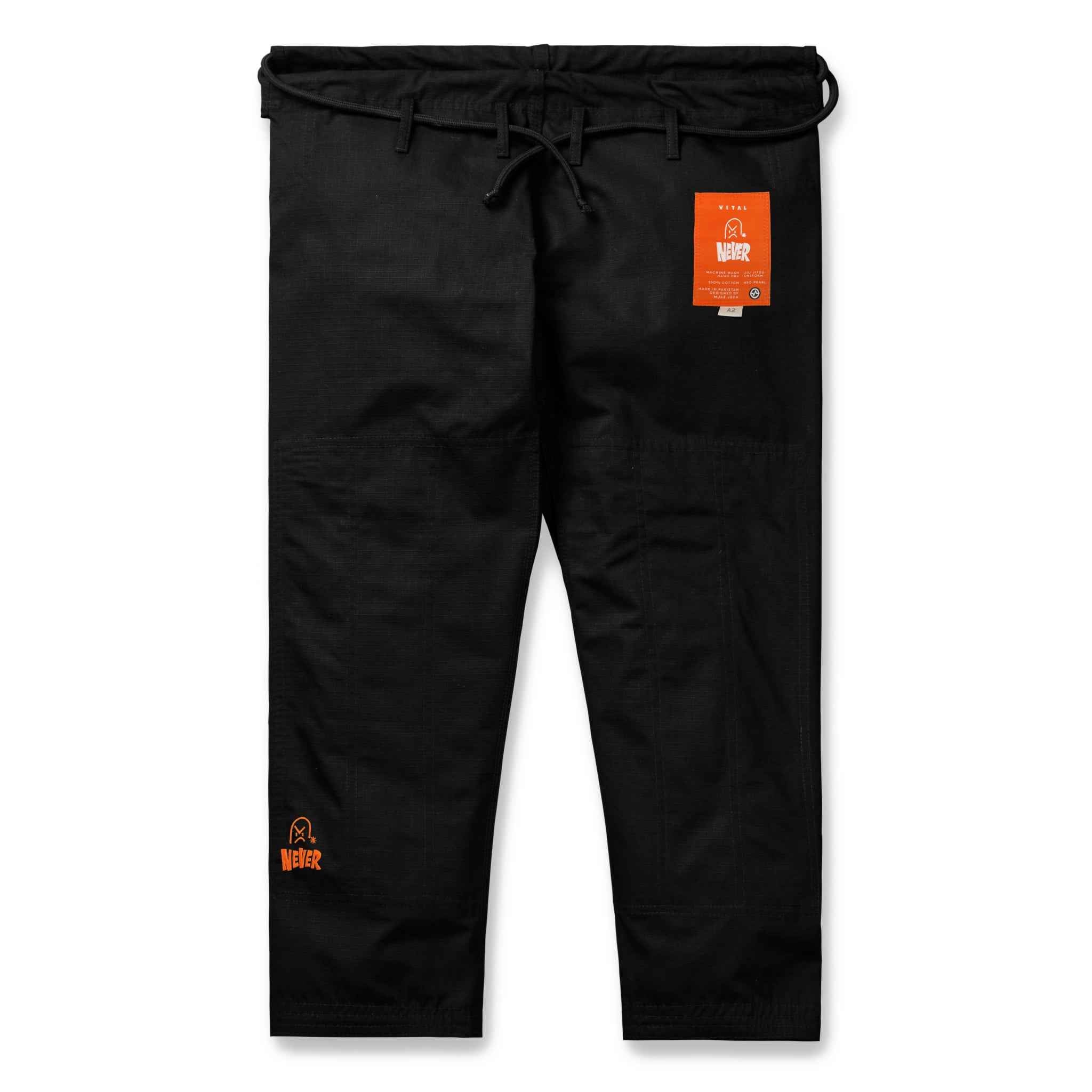 SMILE NEVER SMILE - BLACK - Vital Kimonos